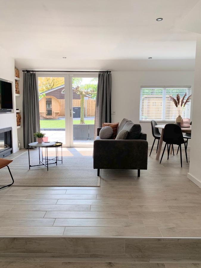 Liv Residence Holiday Home With Sauna & Fireplace Ermelo Exterior photo